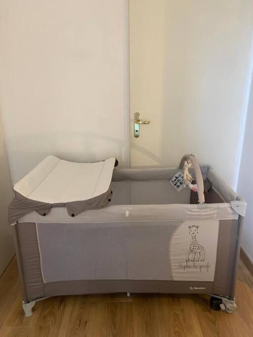 L'Olivier Centre Ville Parking Disneyland 4 Personnes Et 1 Bebe Байи-Романвилие Екстериор снимка